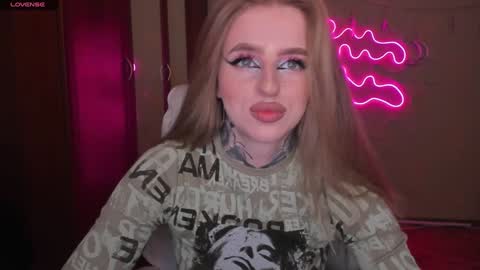 Snapshot of harley_kimm chatting on January 2025 05:42:01 AM Julia online show from January 2025 05:42:01 AM