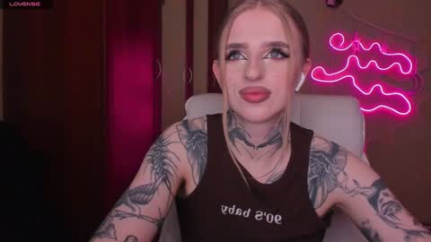 Snapshot of harley_kimm chatting on January 2025 04:58:01 AM Julia online show from January 2025 04:58:01 AM