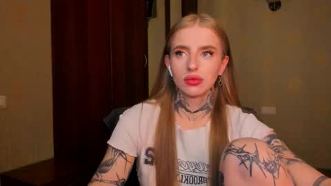 Snapshot of harley_kimm chatting on September 2025 05:29:01 AM Julia online show from September 2025 05:29:01 AM