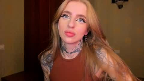 Snapshot of harley_kimm chatting on September 2025 06:04:02 AM Julia online show from September 2025 06:04:02 AM