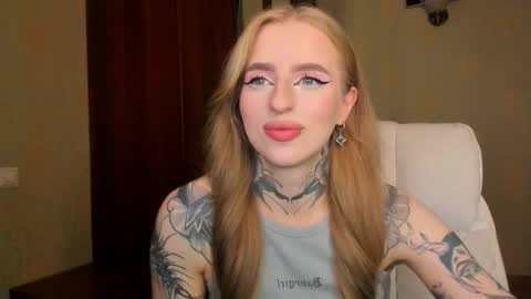 Snapshot of harley_kimm chatting on September 2025 05:31:01 AM Julia online show from September 2025 05:31:01 AM