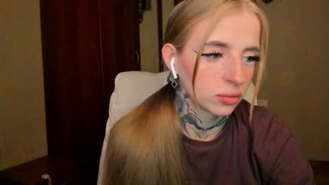 Snapshot of harley_kimm chatting on September 2025 05:23:01 AM Julia online show from September 2025 05:23:01 AM