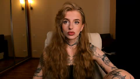 Snapshot of harley_kimm chatting on June 2026 05:36:02 AM Julia online show from June 2026 05:36:02 AM