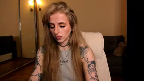 Snapshot of harley_kimm chatting on June 2026 05:56:02 AM Julia online show from June 2026 05:56:02 AM