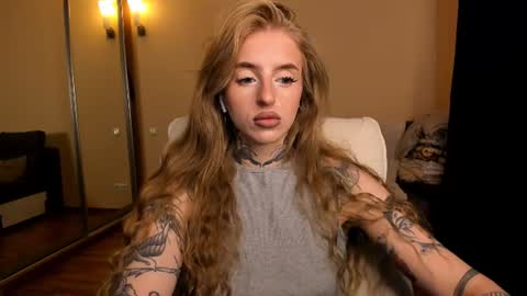 Snapshot of harley_kimm chatting on July 2026 05:34:01 AM Julia online show from July 2026 05:34:01 AM