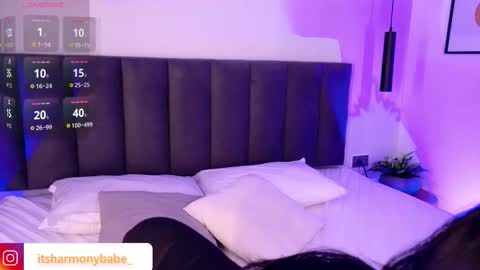 Harmony online show from November 2025 07:56:01 PM