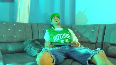 harold_999 online show from November 2025 03:50:02 AM