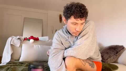 Snapshot of harry_jen chatting on December 2024 09:05:02 AM TAP HERE choise Harry tattoo on chest Jen curls hair online show from December 2024 09:05:02 AM