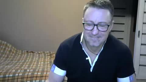 Snapshot of harrysnake chatting on December 2024 06:41:01 AM HarrySnake online show from December 2024 06:41:01 AM