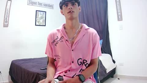 harry thomson online show from November 2025 07:01:02 PM