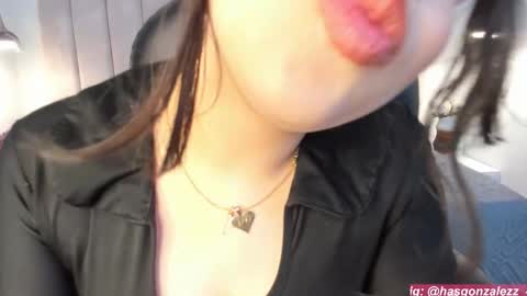 has_gonzalezz online show from December 2025 04:41:01 AM