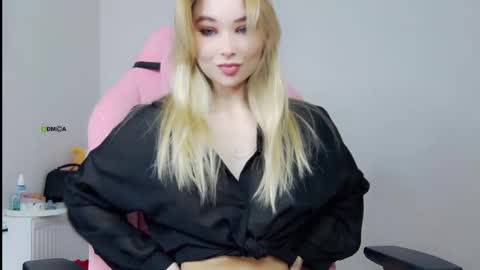 Anna online show from October 2025 08:48:01 AM