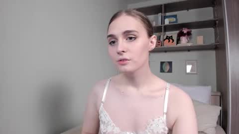 Snapshot of havagooday chatting on November 2025 07:14:01 AM Mia online show from November 2025 07:14:01 AM