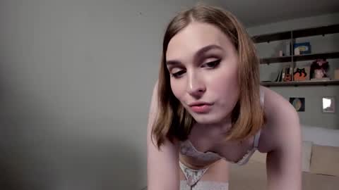 Snapshot of havagooday chatting on November 2025 06:01:01 AM Mia online show from November 2025 06:01:01 AM