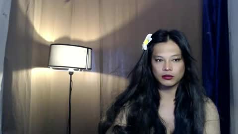 LALA A online show from October 2025 01:17:02 AM