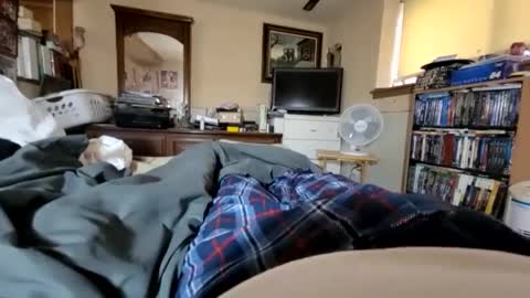 Snapshot of hawkfan1888 chatting on December 2024 03:52:01 PM hawkfan1888 online show from December 2024 03:52:01 PM