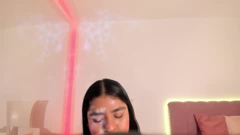 Hayami  online show from December 2025 12:35:02 PM