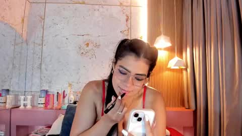 haylenpark online show from September 2025 10:04:02 AM