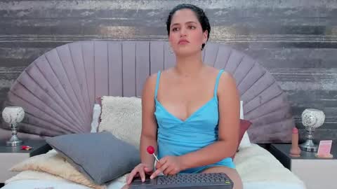 Snapshot of hayli_monroee chatting on May 2026 01:05:01 PM Hayli online show from May 2026 01:05:01 PM