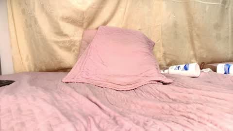 Snapshot of hazel_kataleya chatting on January 2025 10:16:02 PM kataleya online show from January 2025 10:16:02 PM
