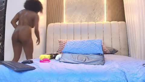 Snapshot of hazel_kataleya chatting on February 2026 07:15:01 PM kataleya online show from February 2026 07:15:01 PM