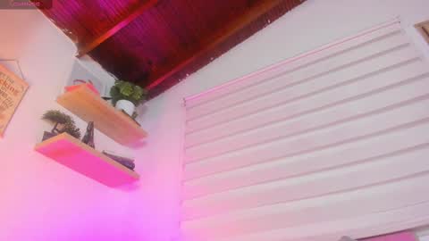 Snapshot of hazel_shy chatting on March 2025 10:10:01 PM Im Hazel online show from March 2025 10:10:01 PM