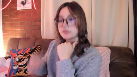 Snapshot of hazelbrownn23 chatting on October 2025 10:54:02 PM Hazel Brown online show from October 2025 10:54:02 PM