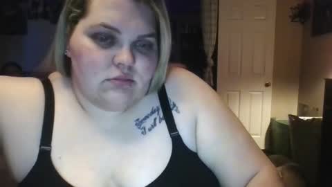 Snapshot of hazeleyez97 chatting on September 2025 05:01:02 PM Hazeleyez97 online show from September 2025 05:01:02 PM
