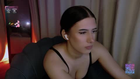 hazelhayess online show from April 2026 05:17:01 PM