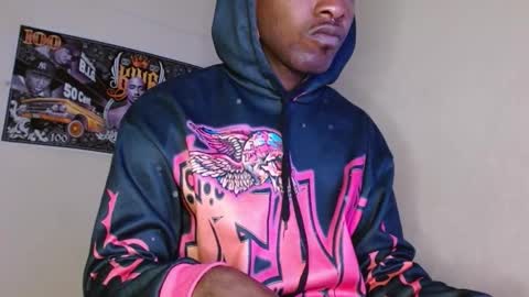 hazlan_420 online show from October 2025 09:37:01 AM