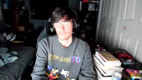 Snapshot of hblakley2000 chatting on December 2025 06:22:02 AM NuttySex online show from December 2025 06:22:02 AM