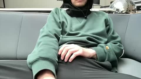 hchappel19 online show from October 2025 01:42:01 PM