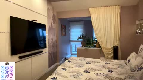 Snapshot of heart_petal chatting on November 2025 10:29:01 AM Mona online show from November 2025 10:29:01 AM