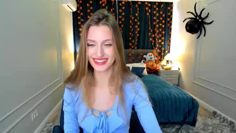 heartedlove_1 online show from October 2025 11:55:01 AM