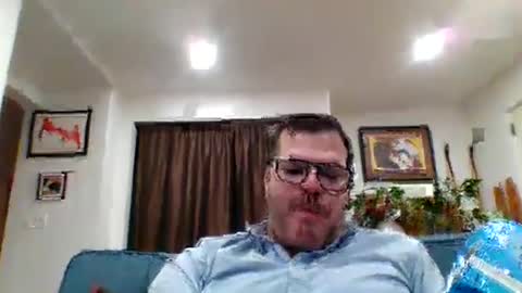 Snapshot of heartofadog604 chatting on December 2024 06:00:02 AM MT online show from December 2024 06:00:02 AM