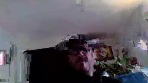 Snapshot of heartofadog604 chatting on January 2025 06:23:01 PM MT online show from January 2025 06:23:01 PM