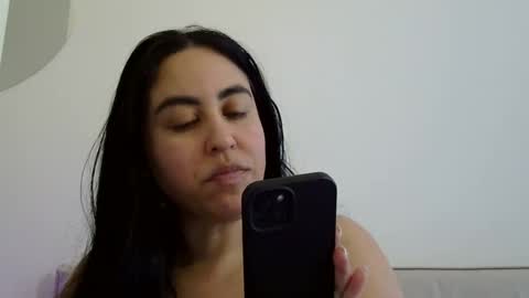 Snapshot of heatwavee chatting on December 2024 02:19:02 PM heatwavee online show from December 2024 02:19:02 PM