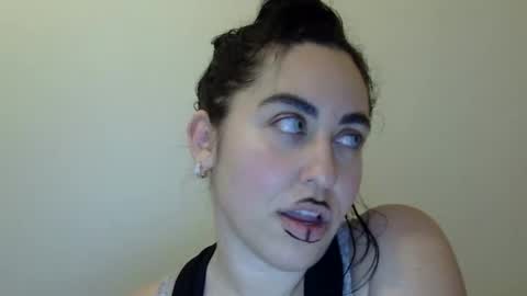 Snapshot of heatwavee chatting on December 2024 11:24:01 PM heatwavee online show from December 2024 11:24:01 PM