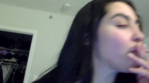 Snapshot of heatwavee chatting on September 2025 11:41:02 PM heatwavee online show from September 2025 11:41:02 PM