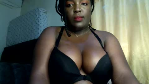 Snapshot of heaven_122 chatting on October 2025 07:45:02 AM Angel online show from October 2025 07:45:02 AM