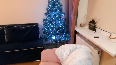 Heaven girl online show from December 2024 07:57:01 PM