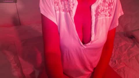 Snapshot of heavenlykiss chatting on September 2025 02:31:02 PM Chani online show from September 2025 02:31:02 PM