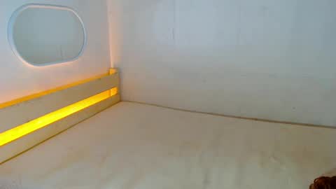 Snapshot of heavenlypleasurexx chatting on March 2025 11:26:01 PM HEAVEN online show from March 2025 11:26:01 PM