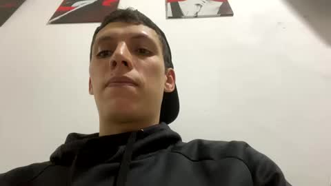 Snapshot of hefesto_69 chatting on December 2024 06:22:02 AM hefesto_69 online show from December 2024 06:22:02 AM