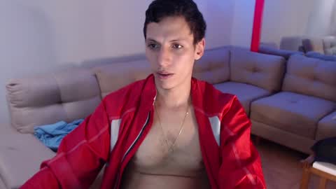 Snapshot of hefesto_69 chatting on December 2024 10:00:01 PM hefesto_69 online show from December 2024 10:00:01 PM