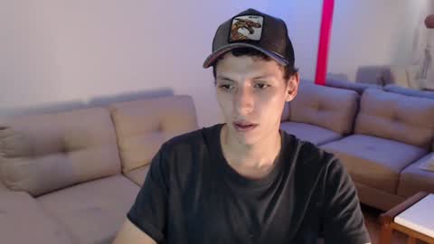 Snapshot of hefesto_69 chatting on December 2024 10:08:02 PM hefesto_69 online show from December 2024 10:08:02 PM