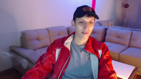 Snapshot of hefesto_69 chatting on January 2025 02:04:02 AM hefesto_69 online show from January 2025 02:04:02 AM