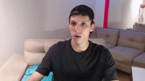 Snapshot of hefesto_69 chatting on February 2025 08:09:02 PM hefesto_69 online show from February 2025 08:09:02 PM