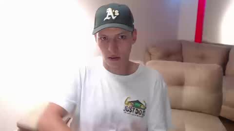 Snapshot of hefesto_69 chatting on September 2025 02:41:02 PM hefesto_69 online show from September 2025 02:41:02 PM