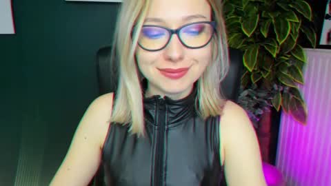 Heidi online show from March 2025 09:02:02 AM